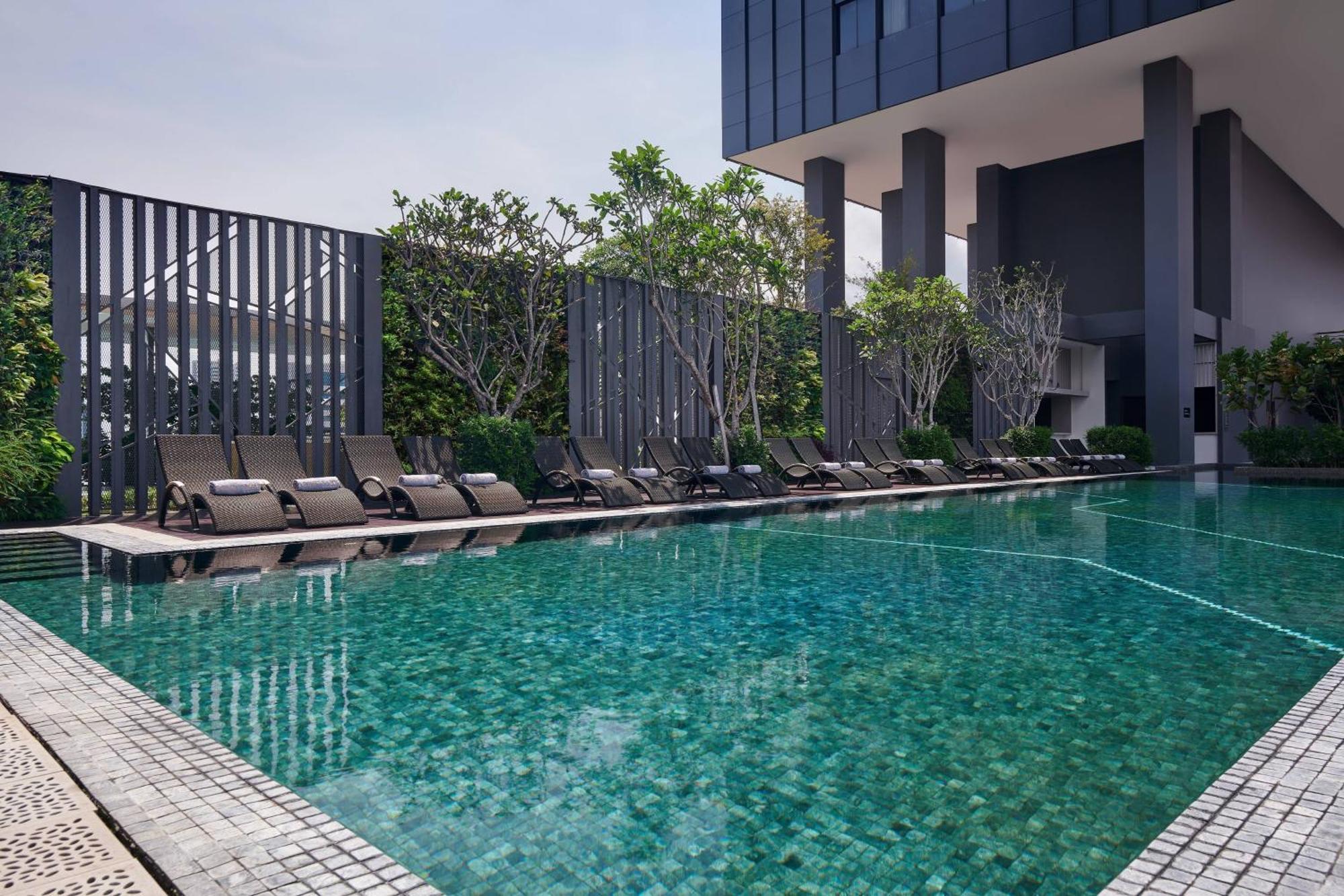 Courtyard By Marriott Penang Hotell George Town Exteriör bild